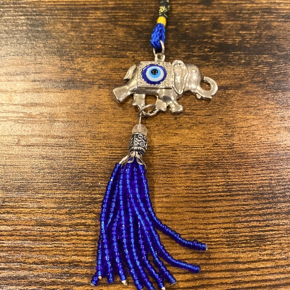 Beautiful elephant evil eye accessory - Picture 3 of 5